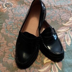 NWOB Crew Winona Black Patent Spazzolato Leather Penny Loafers Size 6.5